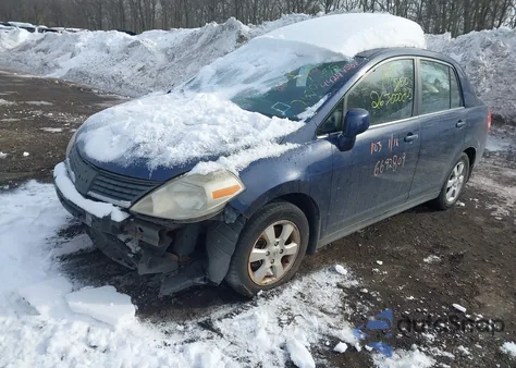 2007 Nissan Versa 1.8Sl z USA, uszkodzony, nr VIN 3N1BC11E67L454902